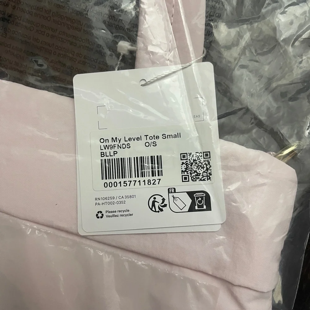 BNWT RARE Lululemon On My Level Small Tote Bag 5L Blissful Pink crossbody bag - Picture 2 of 5